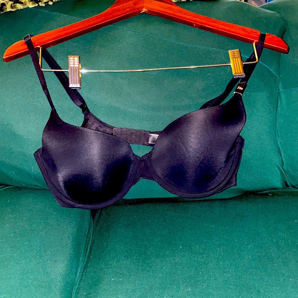 Victoria’s Secret Demi black bra